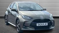 Used 2024 Toyota Yaris Hybrid Design Hatchback | £18,950 (Fair price)