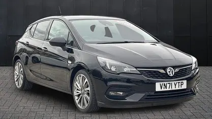 Used Vauxhall Astra SRi 122 HP (89 kW) 2020 Hatchback