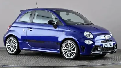 Begagnad Abarth 595 147 HK (108 kW) 2022 Halvkombi
