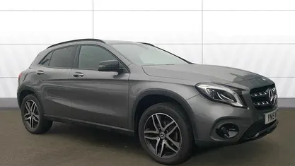 Used Mercedes GLA180 Urban 122 HP (89 kW) 2019 Grey SUV