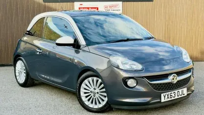 Used Vauxhall Adam Glam 69 HP (50 kW) 2018 Hatchback