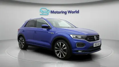 Used VW T-Roc R-line 150 HP (110 kW) 2020 Blue SUV