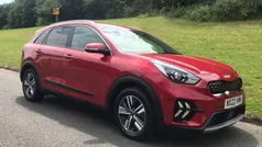 Red Used 2022 Kia Niro 2 SUV | £16,895 (Good price)
