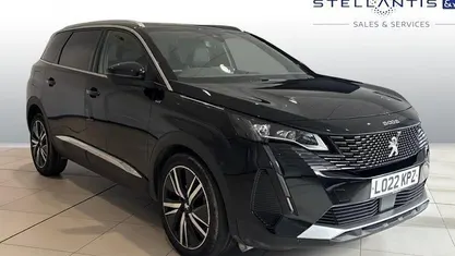 Used Peugeot 5008 Premium 131 HP (96 kW) 2022 Black SUV