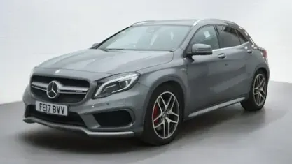 Käytetty Mercedes GLA45 AMG AMG 381 HP (280 kW) 2016 Harmaa Katumaasturi
