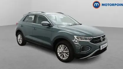Used VW T-Roc Life 110 HP (80 kW) 2023 Blue SUV