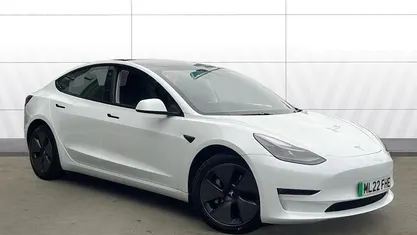Used Tesla Model 3 Long Range AWD 258 kW (351 HP) 2022 White Sedan
