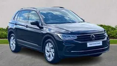 Black Used 2023 VW Tiguan Life SUV | £23,094 (Fair price)