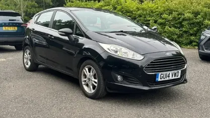 Used Ford Fiesta Zetec 101 HP (74 kW) 2017 Hatchback
