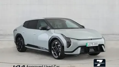 Used Kia EV4 GT-Line S 150 kW (204 HP) 2025 White Sedan