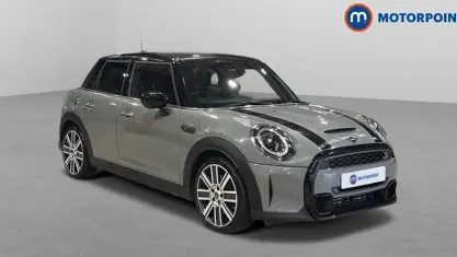 Usado Mini Cooper S Exclusive 178 CV (130 kW) 2022 Gris Utilitario