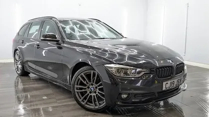 Used BMW 320 Efficient Dynamics 163 HP (119 kW) 2019 Black Estate