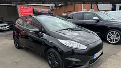 Black Used 2017 Ford Fiesta Zetec Hatchback | £5,995 (Good price)