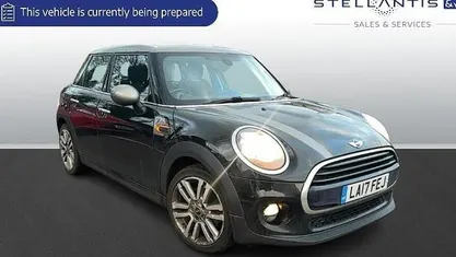 Used 2017 Mini Cooper Hatch Hatchback | £7,079 (Good price)