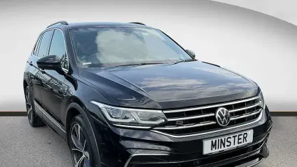 Gebraucht VW Tiguan R-line 150 PS (110 kW) 2023 SUV
