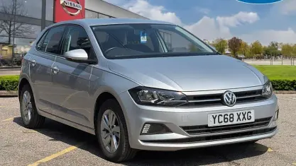 Used VW Polo SE 75 HP (55 kW) 2018 Silver Hatchback