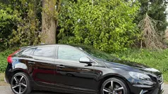 Used 2016 Volvo V40 R-Design Estate | £14,349 (Fair price)