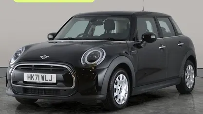 Used Mini ONE Classic 102 HP (75 kW) 2022 Hatchback