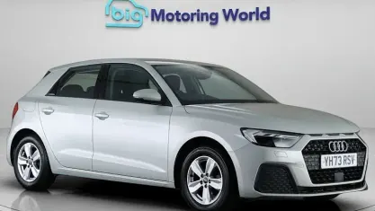 Begagnad Audi A1 Sportback 95 HK (69 kW) 2023 Silver Halvkombi