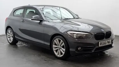Used BMW 120 Sport Line 190 HP (139 kW) 2016 Hatchback