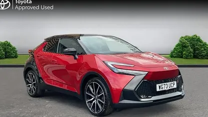 Used Toyota C-HR Premium 197 HP (144 kW) 2025 SUV