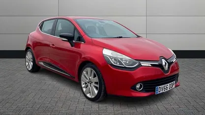 Used Renault Clio IV Dynamique 90 HP (66 kW) 2016 Hatchback