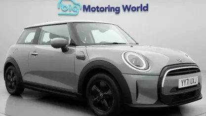 Used Mini ONE Classic 102 HP (75 kW) 2022 Hatchback