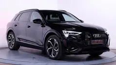 Used 2022 Audi e-tron Black Edition SUV | £31,170 (Fair price)