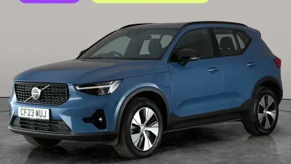 Used Volvo XC40 Plus 211 HP (155 kW) 2023 Blue SUV