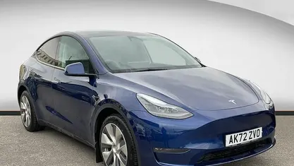 Used Tesla Model Y Long Range AWD 286 kW (389 HP) 2025 SUV
