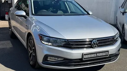 Used VW Passat SEL 150 HP (110 kW) 2021 Silver Sedan