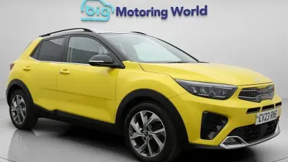 Used Kia Stonic GT-Line S 120 HP (88 kW) 2023 Yellow SUV