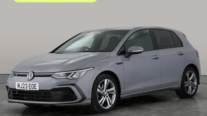 Used VW Golf VIII R-line 131 HP (96 kW) 2024 Hatchback