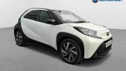Used Toyota Aygo X 72 HP (52 kW) 2024 White SUV