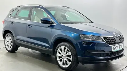 Usado Skoda Karoq SE L 150 HP (110 kW) 2021 Azul SUV