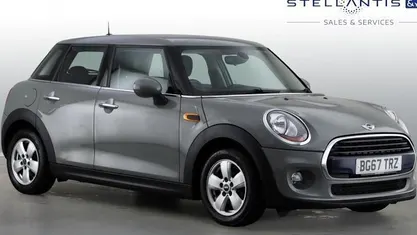 Used 2017 Mini Cooper Hatch Hatchback | £5,836 (Good price)