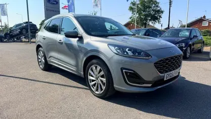 Used Ford Kuga Vignale 225 HP (165 kW) 2023 Silver SUV