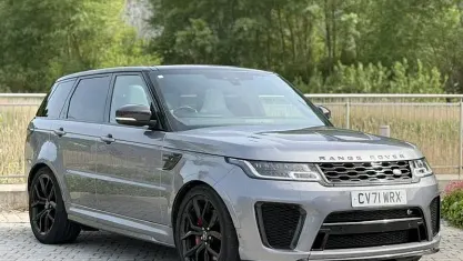 Usado Land Rover Range Rover Sport SVR 575 HP (422 kW) 2021 Cinzento SUV
