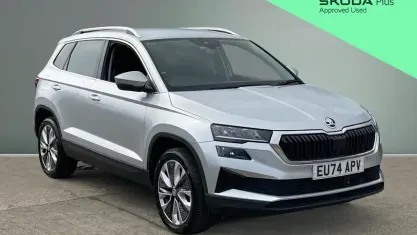 Begagnad Skoda Karoq SE L 150 HK (110 kW) 2024 Silver SUV