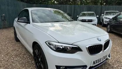 Used BMW 218 Sport Line 150 HP (110 kW) 2016 White Coupe