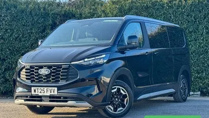 Used Ford Tourneo Active 170 HP (125 kW) 2025 MPV