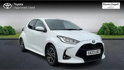 Used 2025 Toyota Yaris Hybrid Design Hatchback | £18,890 (Good price)