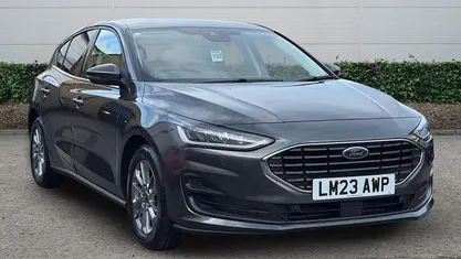 Used Ford Focus Titanium 125 HP (91 kW) 2023 Grey Hatchback