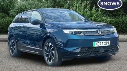 Used Vauxhall Grandland 156 kW (213 HP) 2024 Blue SUV