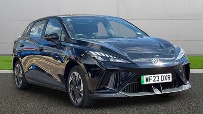 Gebraucht MG MG4 EV SE 150 kW (204 PS) 2024 Kleinwagen