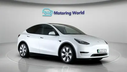 Begagnad Tesla Model Y RWD 219 kW (299 HK) 2023 Vit SUV