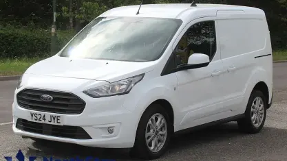 Used Ford Transit Connect Limited 101 HP (74 kW) 2024 White MPV