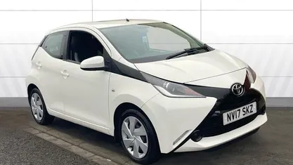 Used 2018 Toyota Aygo X-play Hatchback | £6,147 (Good price)