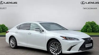 Begagnad Lexus ES300H 218 HK (160 kW) 2021 Sedan