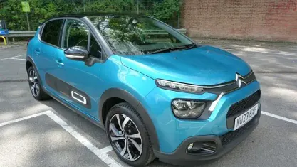 Used Citroën C3 PureTech 110 HP (80 kW) 2023 Blue Hatchback